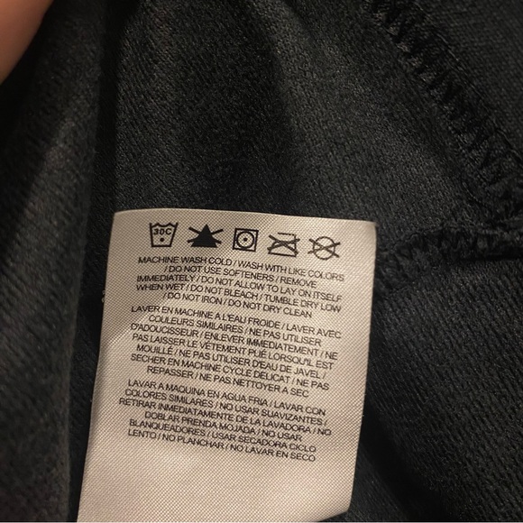 NIKE DRI-FIT Mens CAROLINA PANTHERS NFL 1/4 Zip Long Sleeve Pullover Size MEDIUM - Picture 7 of 7